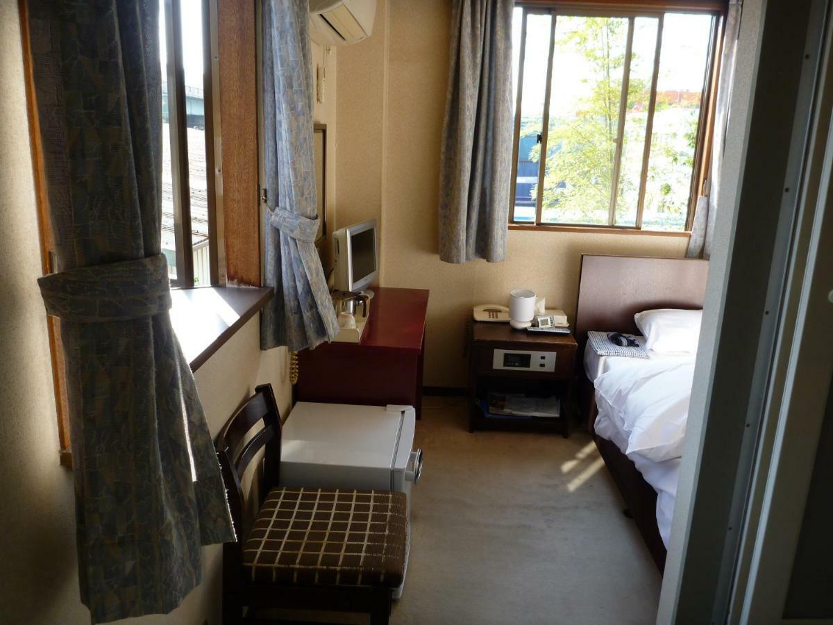 Business Hotel Top Inn Kagurano Wakayama Eksteriør bilde